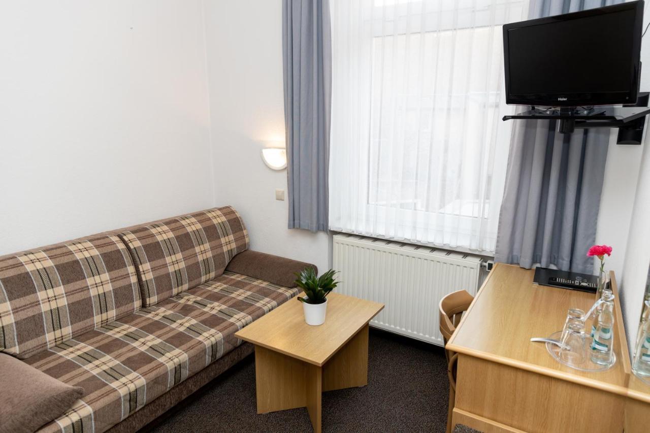 Fürstenwalde Hotel Albena - Garni Hotel מראה חיצוני תמונה
